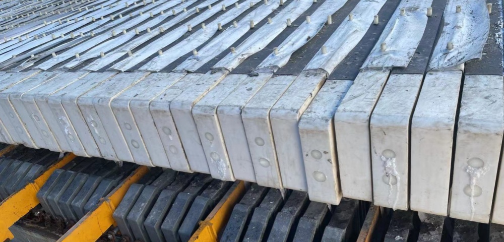 Filter_cloth_for_pharmaceuticals.jpg Filter_cloth_for_pharmaceuticals.jpg